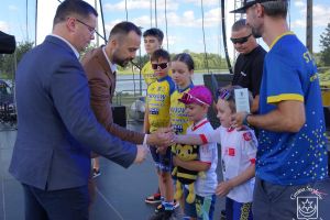 Dni Strykowa 2024 - Uhonorowanie drużyn sportowych z Gminy Stryków i nagranie dla TVP3