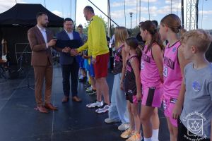 Podziękowania sportowcom podczas Dni Strykowa 2024