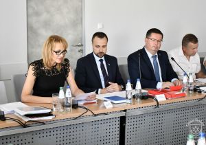 Skarbnik Gminy Stryków Iwona Stańczyk, Burmistrz Strykowa Piotr Ślęzak, Zastępca Burmistrza Strykowa Adam Kaźmierczak