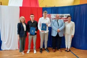 Stypendia edukacyjne Burmistrza Strykowa