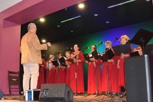 Chór Echo na przeglądzie Kapel i Zespołów Śpiewaczych „Komu piosnkę, komu…?”.