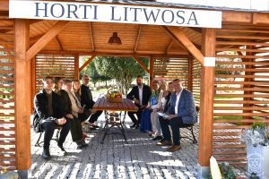 Otwarcie ogrodu dydaktycznego Horti Litwosa w Szkole Podstawowej im. Henryka Sienkiewicza w Niesułkowie