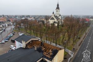 Rozbiórka fragmentu budynku DK w Strykowie