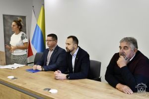 Praktyczna lekcja WOS-u w UM Stryków