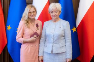 Odznaczona Brązowym Krzyżem Zasługi Marzanna Nowicka, Wojewoda Łódzki  Dorota Ryl