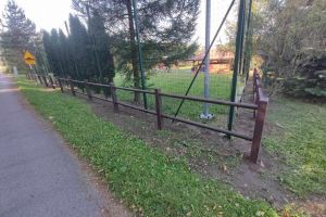 Nowe ogrodzenie działki sołeckiej