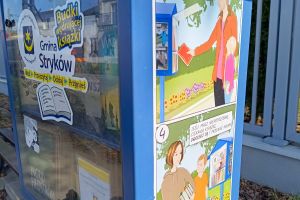 Dzień Książki i budki wędrującej książki w Gminie Stryków