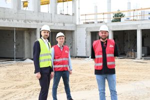 Burmistrza Strykowa Piotr Ślęzak, kierownik kontraktu CRS Krzysztof Drożdż, Pan Mateusz Janowski