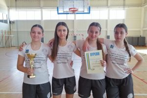 Uczennice SP Niesułków - wicemistrzyni powiatu zgierskiego w koszykówce 3X3