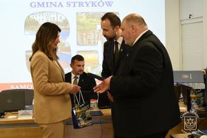 XVIII sesja RM w Strykowie - sesja jubileuszowa z okazji 35-lecia Samorządu