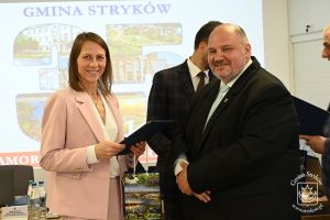XVIII sesja RM w Strykowie - sesja jubileuszowa z okazji 35-lecia Samorządu