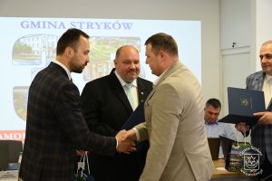 XVIII sesja RM w Strykowie - sesja jubileuszowa z okazji 35-lecia Samorządu