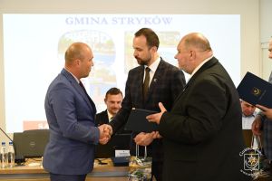 XVIII sesja RM w Strykowie - sesja jubileuszowa z okazji 35-lecia Samorządu