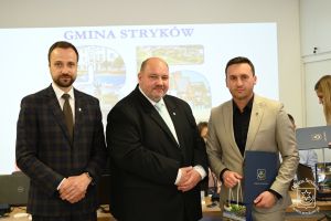 XVIII sesja RM w Strykowie - sesja jubileuszowa z okazji 35-lecia Samorządu