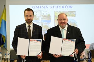 XVIII sesja RM w Strykowie - sesja jubileuszowa z okazji 35-lecia Samorządu