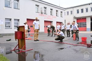 Gra terenowa "Razem Pomagamy"