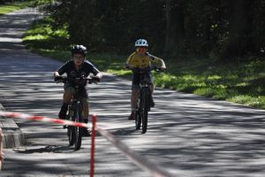 Kolarskie wyścigi w Bratoszrwicach 2025