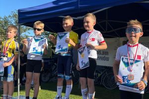 Kolarskie wyścigi w Bratoszrwicach 2025