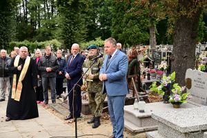 Odsłonięcie Tablicy Pamiątkowej na cmentarzu w Dobrej poświęconej Powstańcom Styczniowym