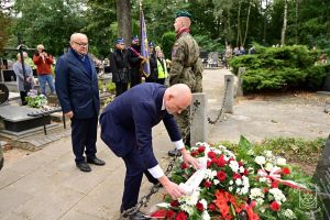 Odsłonięcie Tablicy Pamiątkowej na cmentarzu w Dobrej poświęconej Powstańcom Styczniowym