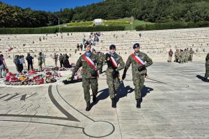 Światowy Zlot Młodzieży Polskiej z Kraju i z Zagranicy „Młodzi śladami bohaterów. Monte Cassino 2025”