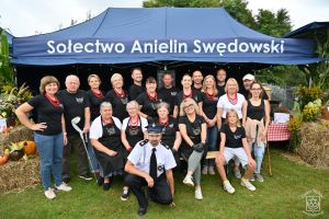 Koła Gospodyń Wiejskich i zespoły na Dożynkach Gminy Stryków w Swędowie 2025