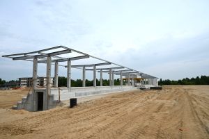 Budowa hali sportowej w ramach inwestycji Centrum Rozwoju Strykowa rok 2025