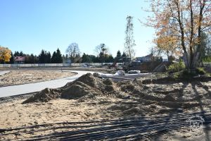 Budowa boiska wielofunkcyjnego w ramach inwestycji Centrum Rozwoju Strykowa rok 2025