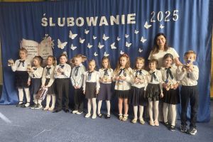 Ślubowanie pierwszoklasistów z SP Bratoszewice - rok szkolny 2025/2026