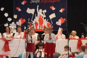 Dzień Niepodległości w Domu Kultury w Niesułkowie