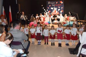 Dzień Niepodległości w Domu Kultury w Niesułkowie