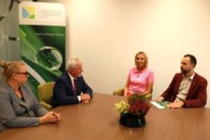 Marzena Ciechulska I Zastępca Dyrektora Biura Funduszu, Jerzy Kaczmarek Zastępca Prezesa Zarządu WFOŚiGW w Łodzi, Iwona...