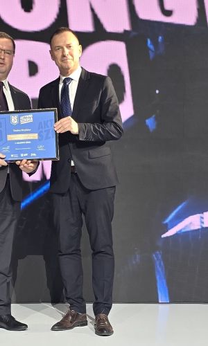 Gala Kongresu Sportu Powszechnego na PGE Narodowym w Warszawie: Zastępca Burmisttrza Strykowa Adam Kaźmierczak,...