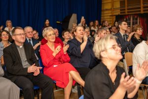 Wieczór Tysiąca Świateł w SP w Niesułkowie 2025