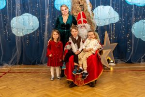 Wieczór Tysiąca Świateł w SP w Niesułkowie 2025