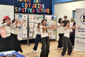 Gminny konkurs językowo-plastycznego „Idiom Art – gdy język spotyka sztukę”