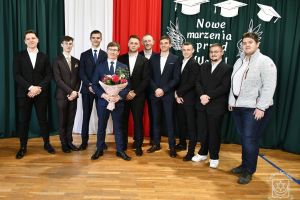 Zakończenie szkoły przez maturzystów w Zespole Szkół nr 1  Bratoszewicach