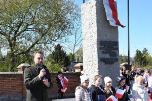 Pochód majowy SP nr 1 i SP nr 2 pod Pomnik Niepodległości -2026 r.