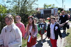 Pochód majowy SP nr 1 i SP nr 2 pod Pomnik Niepodległości -2026 r.