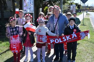Pochód majowy SP nr 1 i SP nr 2 pod Pomnik Niepodległości -2026 r.