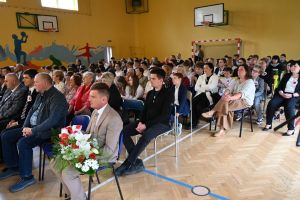 Odsłonięcie tablicy pamiątkowej w Niesułkowie - 08.05.2026 r. - galeria zdjęć