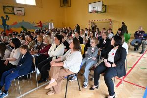 Odsłonięcie tablicy pamiątkowej w Niesułkowie - 08.05.2026 r. - galeria zdjęć