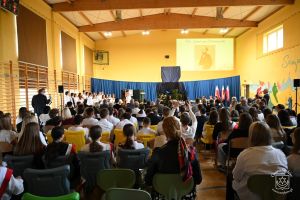 Odsłonięcie tablicy pamiątkowej w Niesułkowie - 08.05.2026 r. - galeria zdjęć