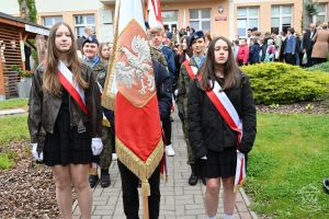 Odsłonięcie tablicy pamiątkowej w Niesułkowie - 08.05.2026 r. - galeria zdjęć