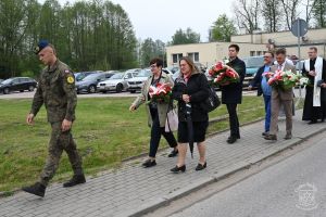 Odsłonięcie tablicy pamiątkowej w Niesułkowie - 08.05.2026 r. - galeria zdjęć