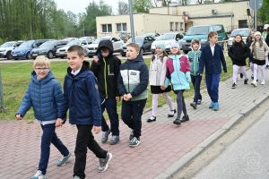 Odsłonięcie tablicy pamiątkowej w Niesułkowie - 08.05.2026 r. - galeria zdjęć