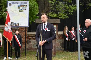 Odsłonięcie tablicy pamiątkowej w Niesułkowie - 08.05.2026 r. - galeria zdjęć