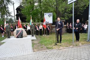 Odsłonięcie tablicy pamiątkowej w Niesułkowie - 08.05.2026 r. - galeria zdjęć