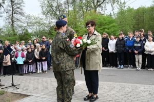 Odsłonięcie tablicy pamiątkowej w Niesułkowie - 08.05.2026 r. - galeria zdjęć