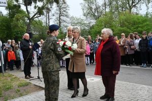 Odsłonięcie tablicy pamiątkowej w Niesułkowie - 08.05.2026 r. - galeria zdjęć